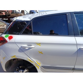 PUERTA TRASERA DERECHA 77004C8000 