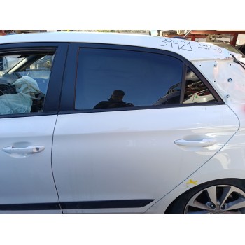 Recambio de puerta trasera izquierda para hyundai i20 ii (gb, ib) 1.4 crdi referencia OEM IAM 77003C8000  