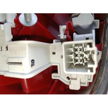 Recambio de piloto trasero derecho para ford fiesta (cb1) trend referencia OEM IAM 8A6113A602AB 1709552 