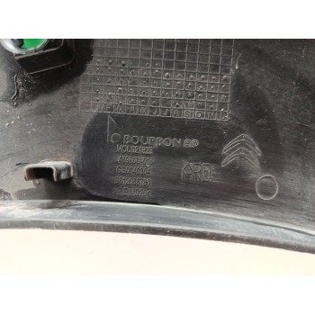 Recambio de aletin trasero derecho para citroën c3 iii (sx) 1.2 puretech 82 referencia OEM IAM 9812088780  