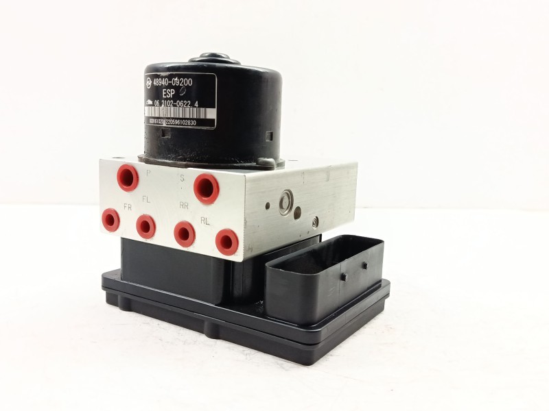 Recambio de abs para ssangyong kyron 200 xdi sport referencia OEM IAM 4894009200  