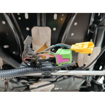 Recambio de asiento delantero derecho para audi a4 ber. (b8) referencia OEM IAM 8K0881106F 8K0881516 