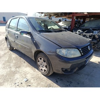 fiat punto (188_) del año 2004