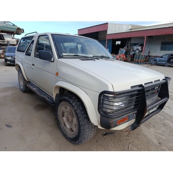 nissan terrano i (wd21) del año 1995