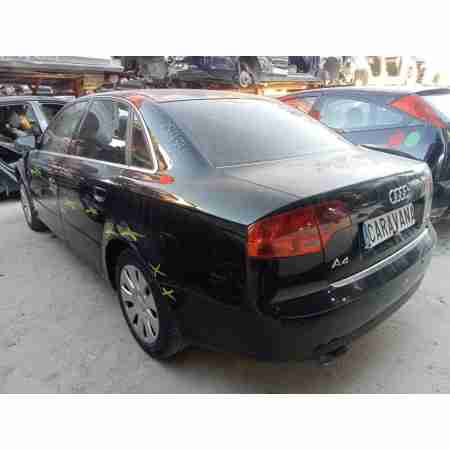 AUDI A4 BERLINA (8E)
