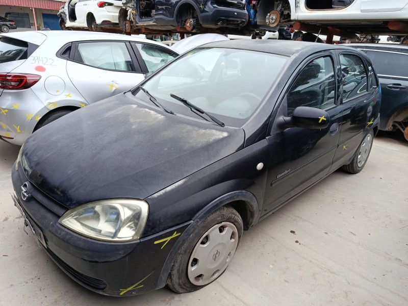 opel corsa c (x01) del año 2001
