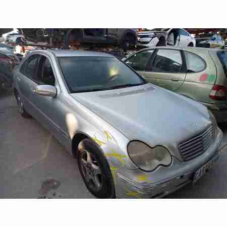MERCEDES-BENZ CLASE C (W203) BERLINA