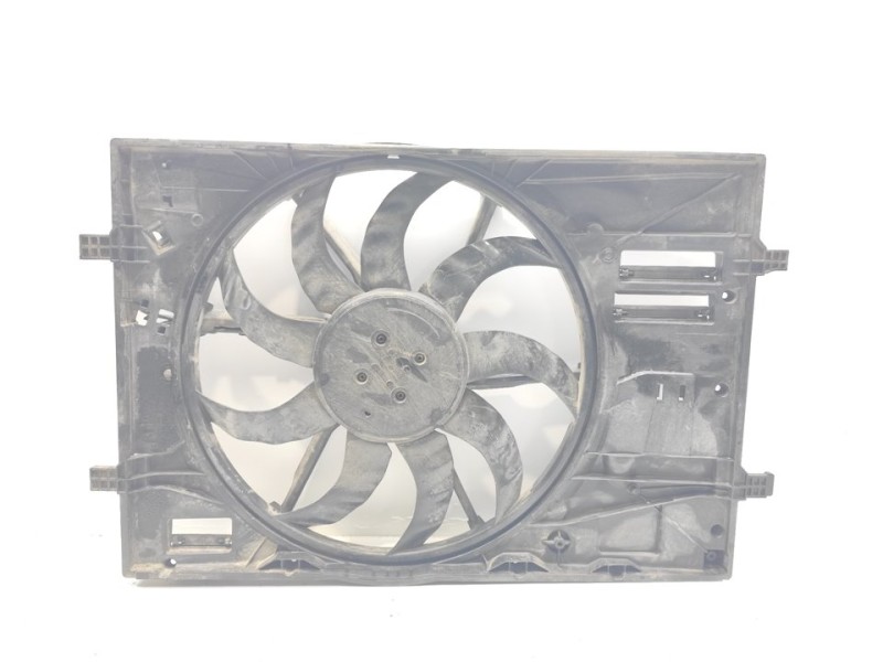 Recambio de electroventilador para volkswagen t-roc advance referencia OEM IAM 5WA121203H 5Q0121203DQ 