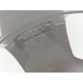 Recambio de llanta para dacia dokker essential referencia OEM IAM 403003858R  