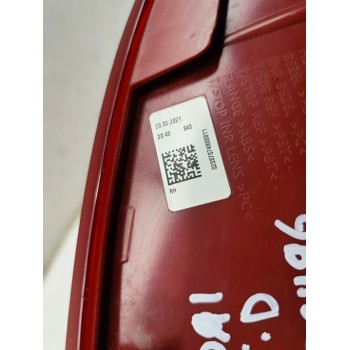 Recambio de piloto trasero derecho para hyundai i20 (bc3) essence referencia OEM IAM 92402Q0000  