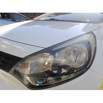 Recambio de faro izquierdo para kia rio iii (ub) 1.25 cvvt referencia OEM IAM 921011W220  