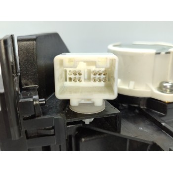 Recambio de palanca cambio para toyota auris hybrid active referencia OEM IAM 3355012J20  