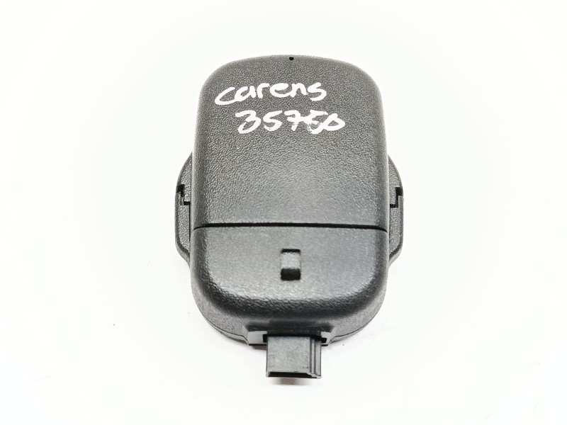 Recambio de sensor para kia carens iv 1.6 gdi referencia OEM IAM 960002W000  