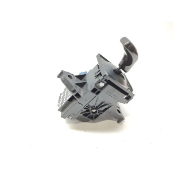 Recambio de palanca cambio para toyota auris hybrid active referencia OEM IAM 3355012J20  