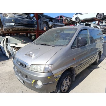 hyundai h-1 / starex autobús (a1) del año 2004