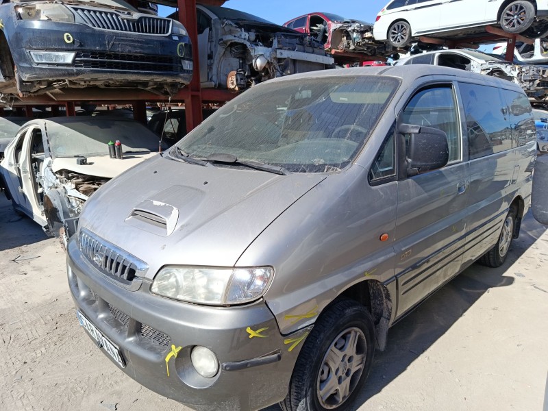 hyundai h-1 / starex autobús (a1) del año 2004