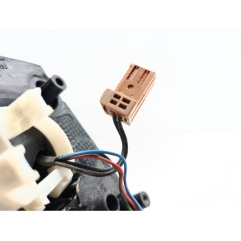 Recambio de retrovisor derecho para peugeot partner kasten confort l1 referencia OEM IAM 96777550XT  