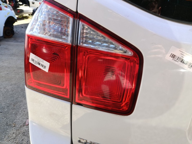 Recambio de piloto trasero izquierdo interior para chevrolet orlando (j309) 2.0 d referencia OEM IAM 42334061  