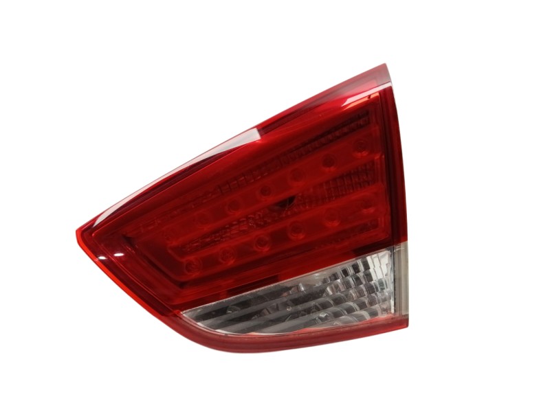 Recambio de piloto trasero derecho interior para hyundai ix35 sle 2wd referencia OEM IAM 924062Y000  