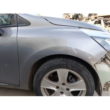 Recambio de aleta delantera derecha para renault clio iv (bh_) 1.5 dci 90 referencia OEM IAM 631002841R  