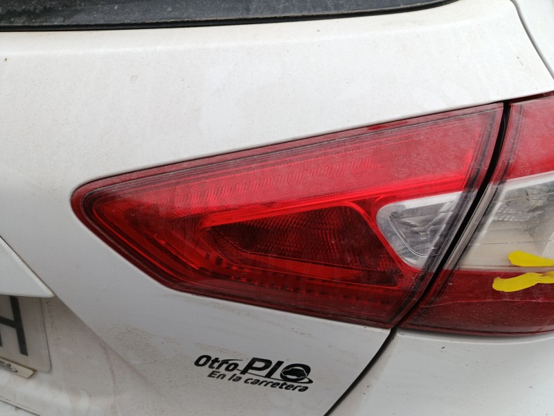 Recambio de piloto trasero derecho interior para nissan pulsar hatchback (c13) 1.5 dci referencia OEM IAM 265503ZL5B  