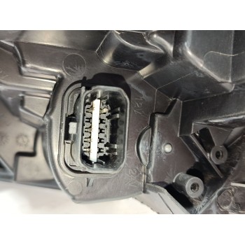 Recambio de faro derecho para renault express furgoneta/monovolumen 1.3 tce 100 (f6ma) referencia OEM IAM 260105660R  