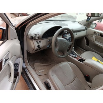 mercedes-benz clase c (w203) del año 2005