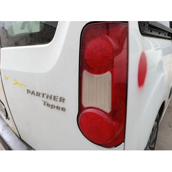 Recambio de piloto trasero derecho para peugeot partner tepee 1.6 hdi 90 referencia OEM IAM 6351FJ  