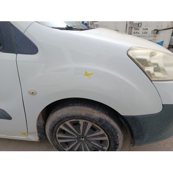 Recambio de aleta delantera derecha para peugeot partner tepee 1.6 hdi 90 referencia OEM IAM 7841Y2  