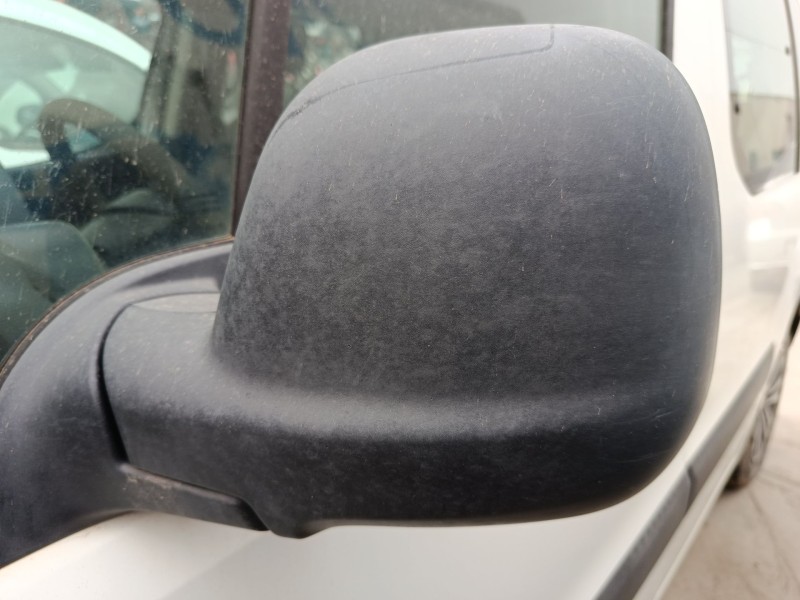 Recambio de retrovisor izquierdo para peugeot partner tepee 1.6 hdi 90 referencia OEM IAM 1606642780  