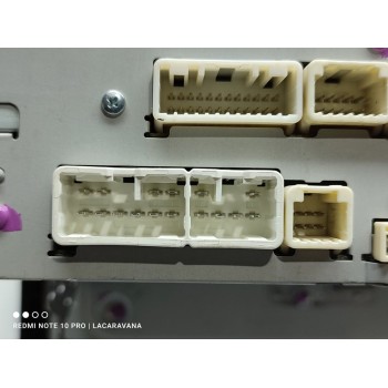 Recambio de sistema navegacion gps para toyota auris hybrid active referencia OEM IAM 8614002360  