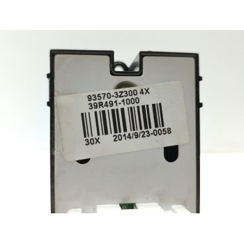 Recambio de mando elevalunas delantero izquierdo para hyundai i40 gls bluedrive / bluedrive referencia OEM IAM 935703Z300  