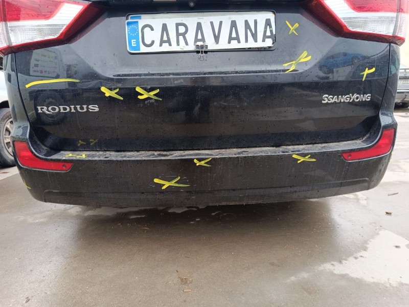 Recambio de paragolpes trasero para ssangyong rodius ii 2.0 xdi referencia OEM IAM 7881021610  