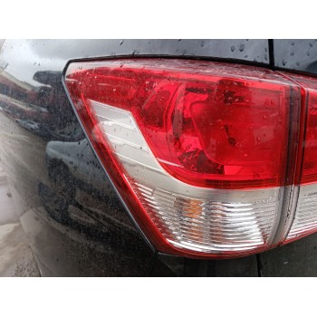 Recambio de piloto trasero izquierdo para ssangyong rodius ii 2.0 xdi referencia OEM IAM 8360121500  