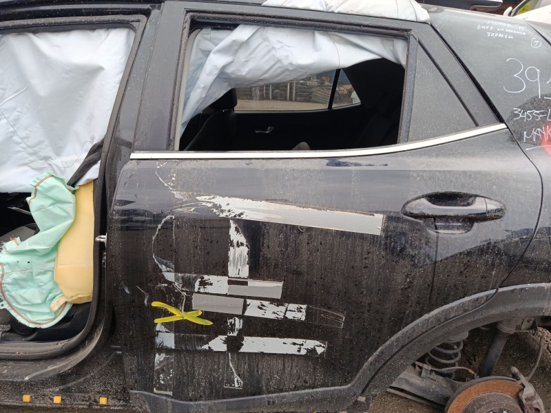 Recambio de puerta trasera izquierda para kia stonic (yb) 1.0 t-gdi referencia OEM IAM 77003H8401  