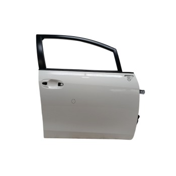 Recambio de puerta delantera derecha para toyota verso active referencia OEM IAM 670010F020  