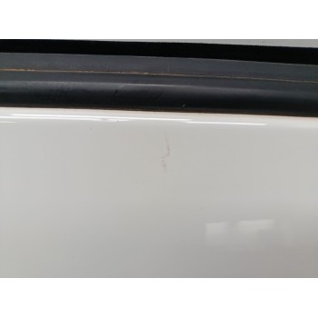 Recambio de puerta delantera derecha para toyota verso active referencia OEM IAM 670010F020  