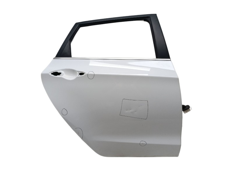 Recambio de puerta trasera derecha para hyundai i30 cw cruise bluedrive referencia OEM IAM 77004A6200  