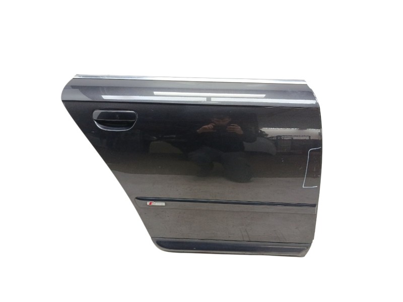 Recambio de puerta trasera derecha para audi a4 berlina (8e) 2.0 tdi (dpf) (125kw) referencia OEM IAM 8E0833052J  