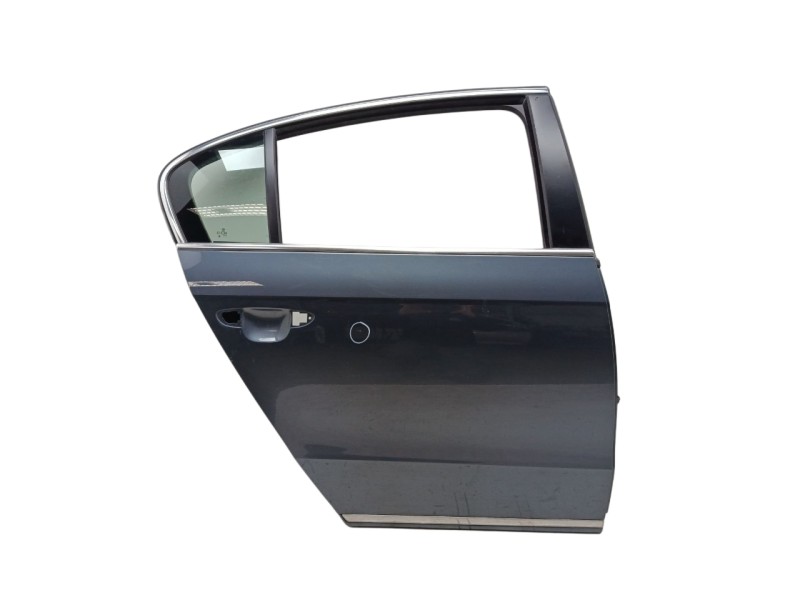 Recambio de puerta trasera derecha para volkswagen passat lim. (362) edition bluemotion referencia OEM IAM 3AE833056  
