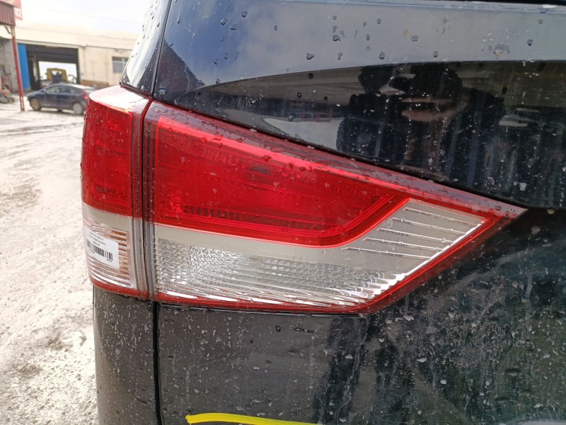 Recambio de piloto trasero izquierdo interior para ssangyong rodius ii 2.0 xdi referencia OEM IAM 8360321500  