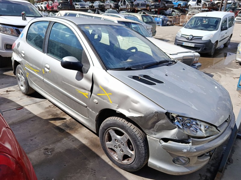 peugeot 206 hatchback (2a/c) del año 2002