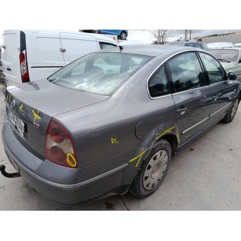 volkswagen passat b5.5 variant (3b6) del año 2004