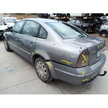 volkswagen passat b5.5 variant (3b6) del año 2004