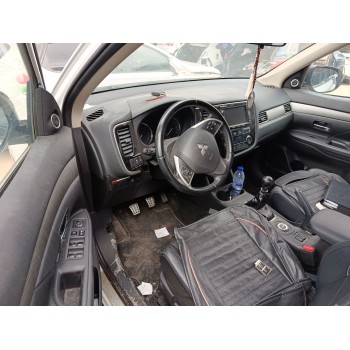 mitsubishi outlander ii (cw_w) del año 2006