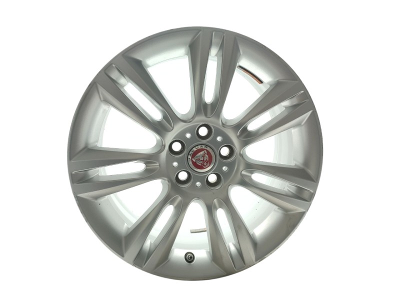Recambio de llanta para jaguar xe prestige referencia OEM IAM GX731007EA  