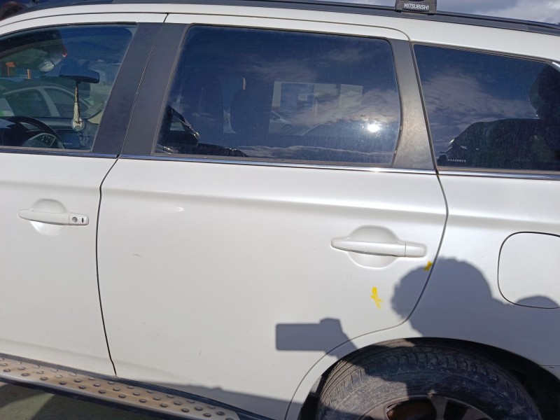 Recambio de puerta trasera izquierda para mitsubishi outlander ii (cw_w) 2.0 (cw4w) referencia OEM IAM 5730B389  