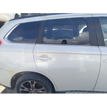 PUERTA TRASERA DERECHA 5730B390 