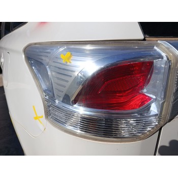 Recambio de piloto trasero izquierdo para mitsubishi outlander ii (cw_w) 2.0 (cw4w) referencia OEM IAM 8330B101  