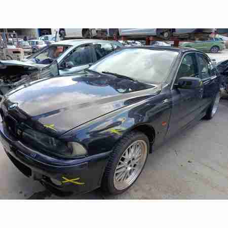 BMW 5 (E39)